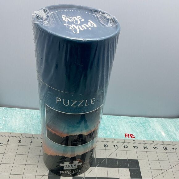 PINK SKY 1000-Piece Puzzle - Picture 4 of 4